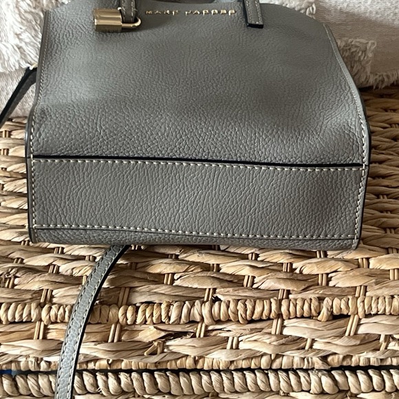 Marc Jacobs Mini Grind Tote Gray Pebbled Leather Crossbody Bag Gold Hardware - Picture 5 of 8